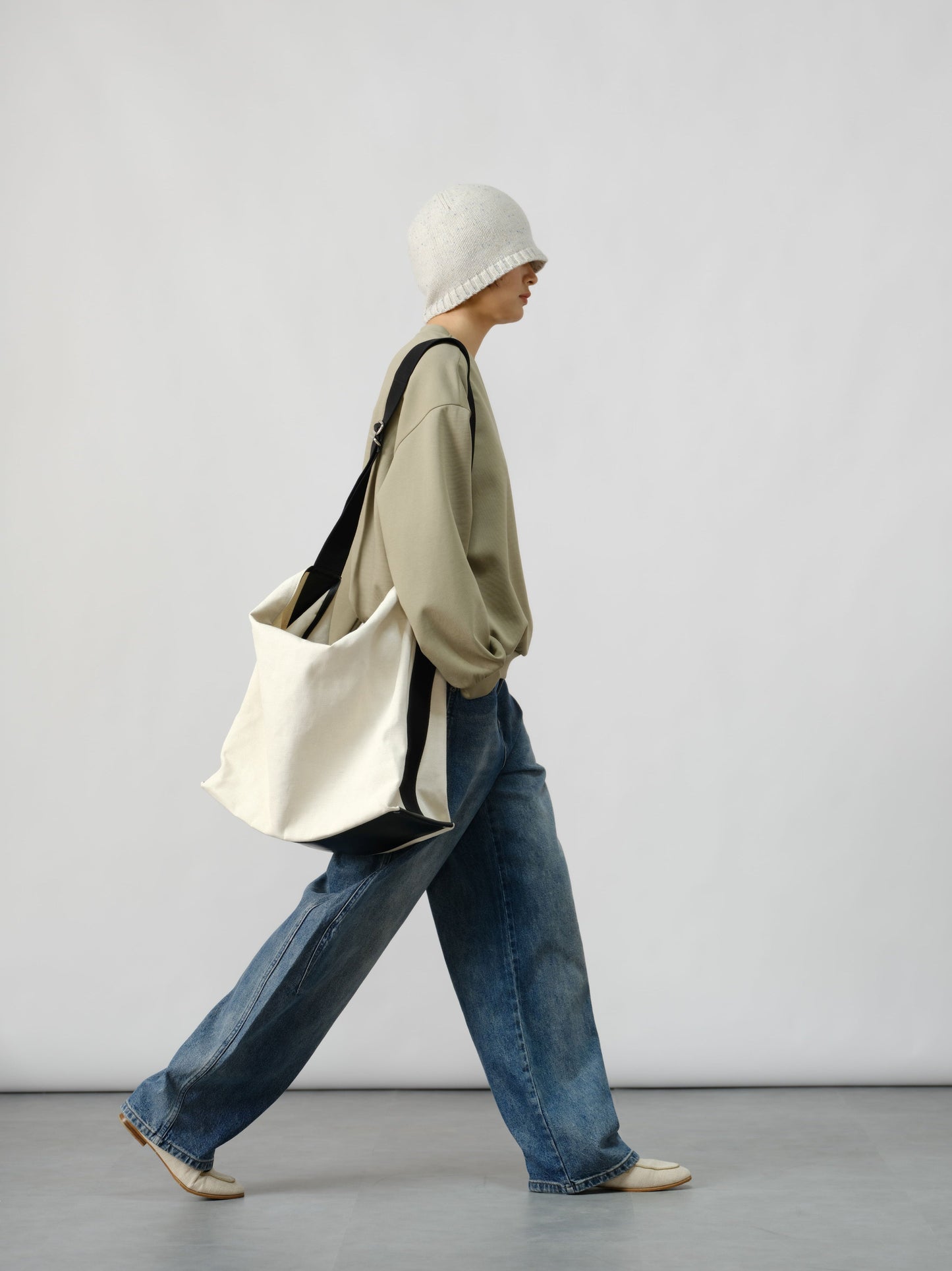 Structured V-Layer Sweatshirt