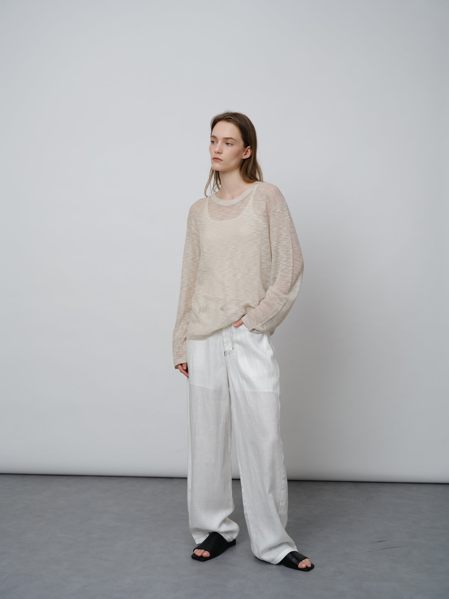 Lightweight Round-Neck Sweater