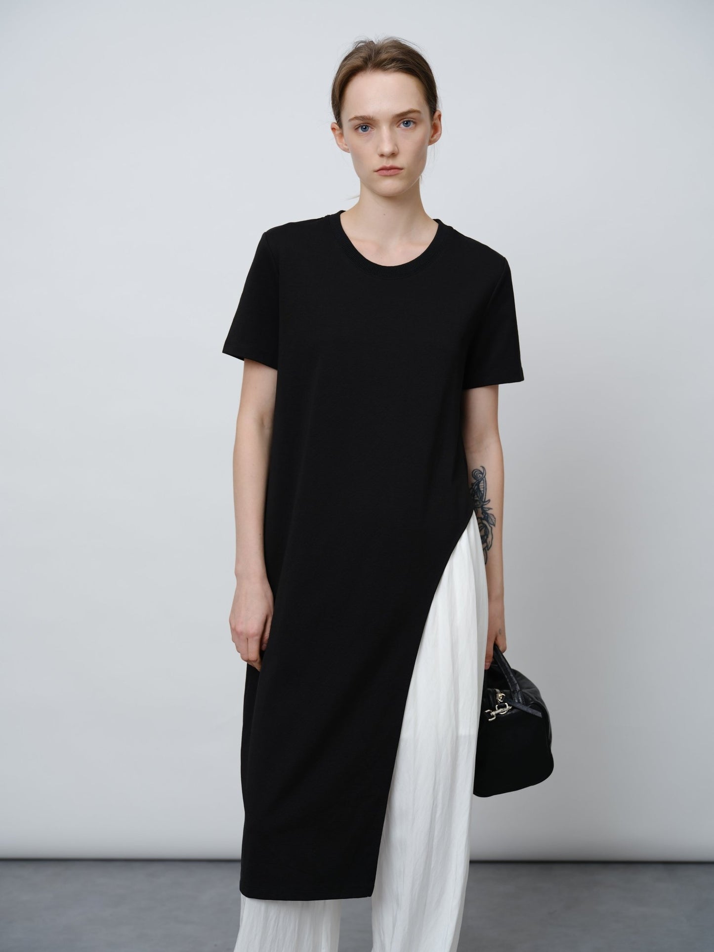 Asymmetric Slash - Hem Tee - UNIQUE ATTRACTION