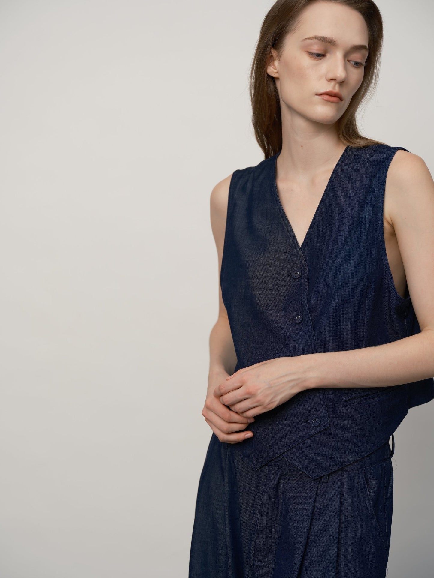 Effortless classic Vest - UNIQUE ATTRACTION