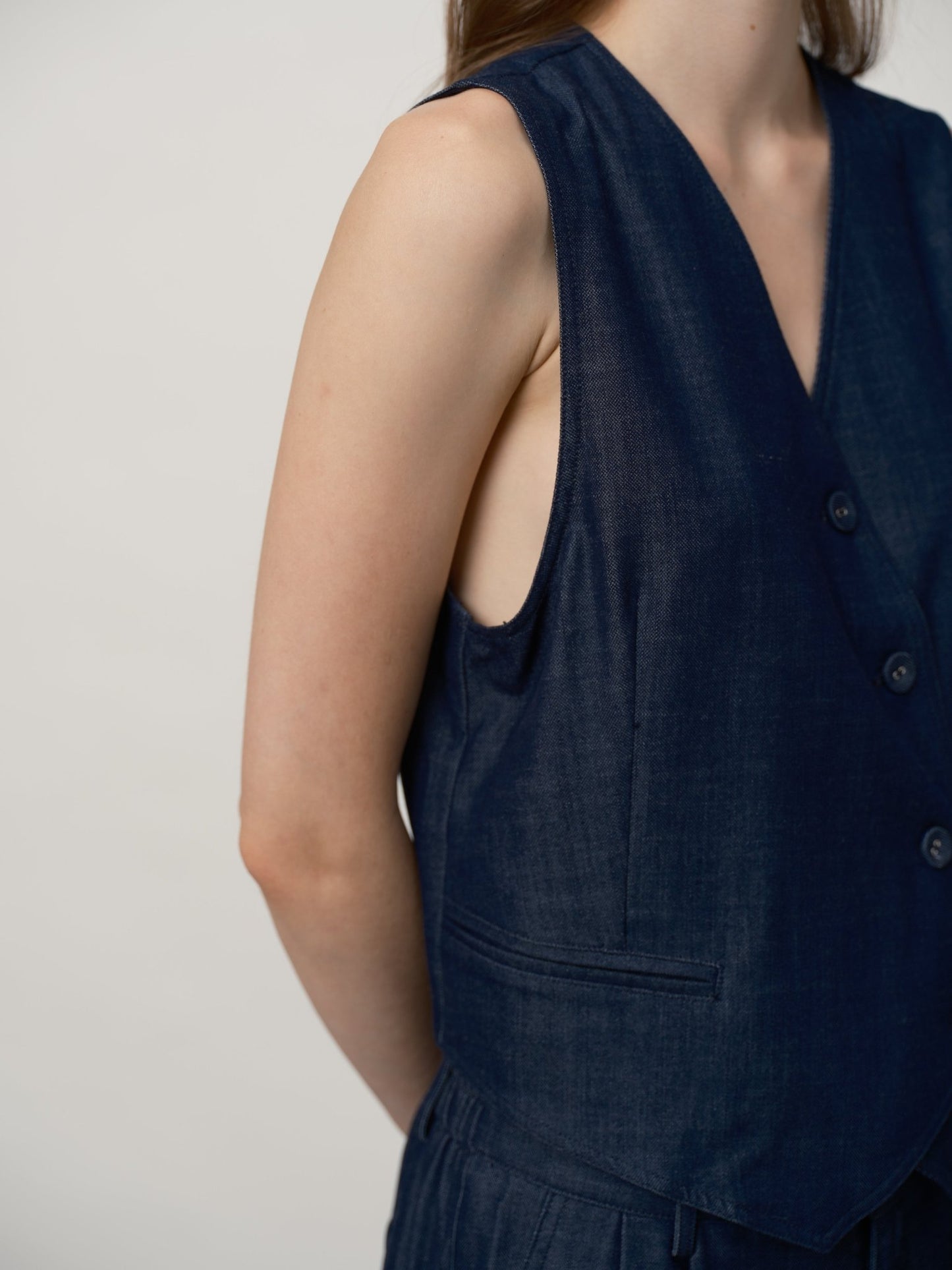 Effortless classic Vest - UNIQUE ATTRACTION