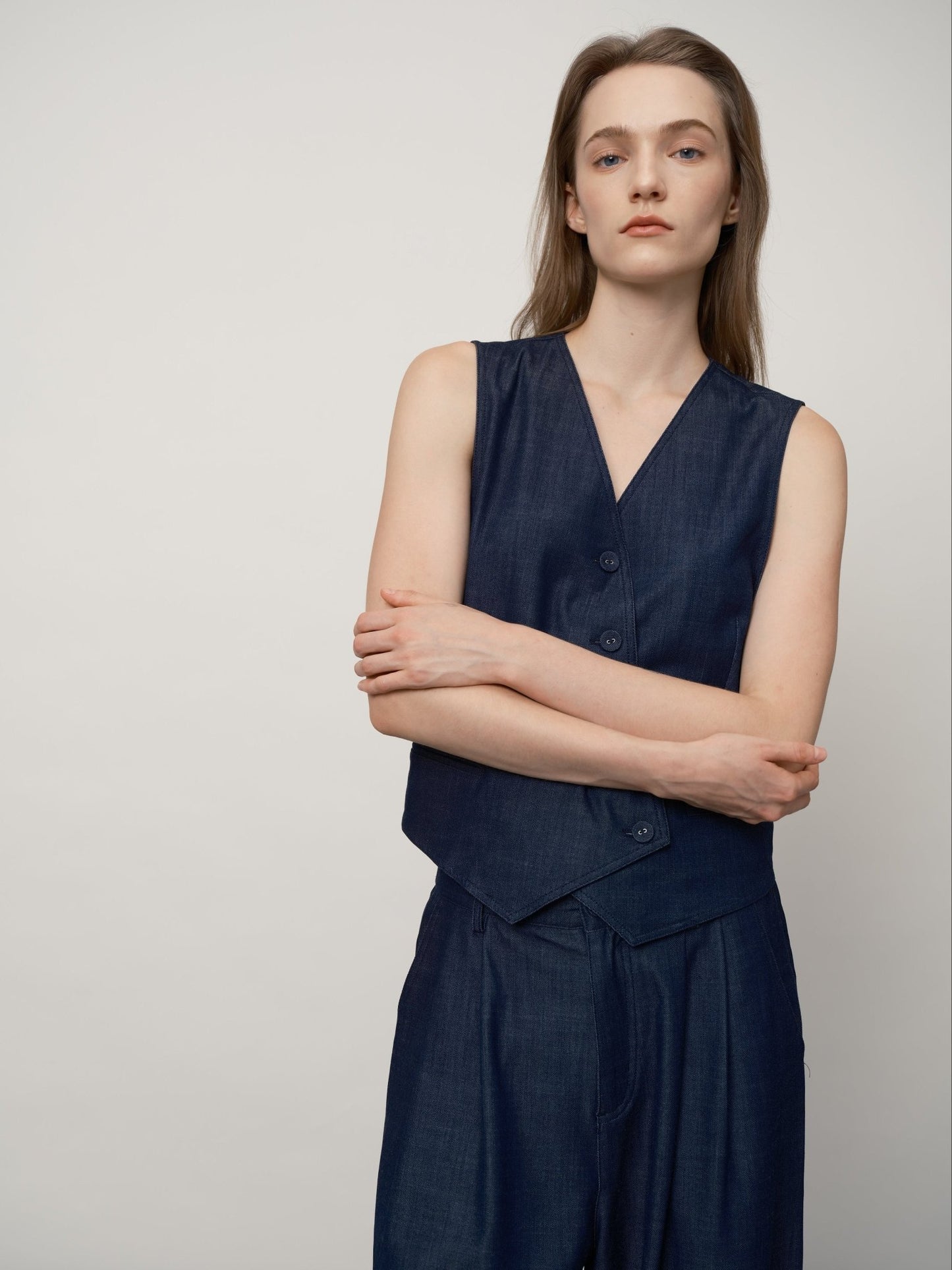 Effortless classic Vest - UNIQUE ATTRACTION