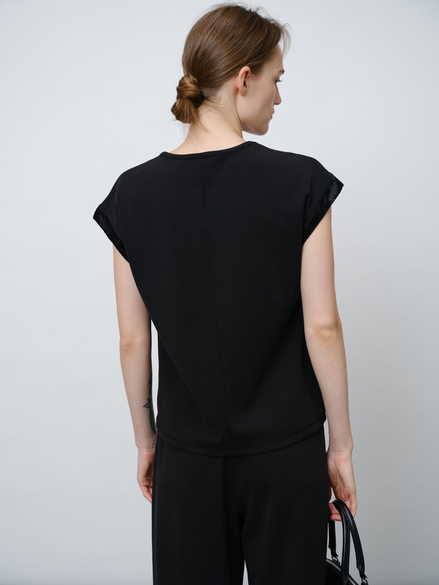 Fluttering Short Sleeves Top - UNIQUE ATTRACTION