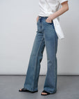 Relaxed Straight Stretch Jeans - UNIQUE ATTRACTION