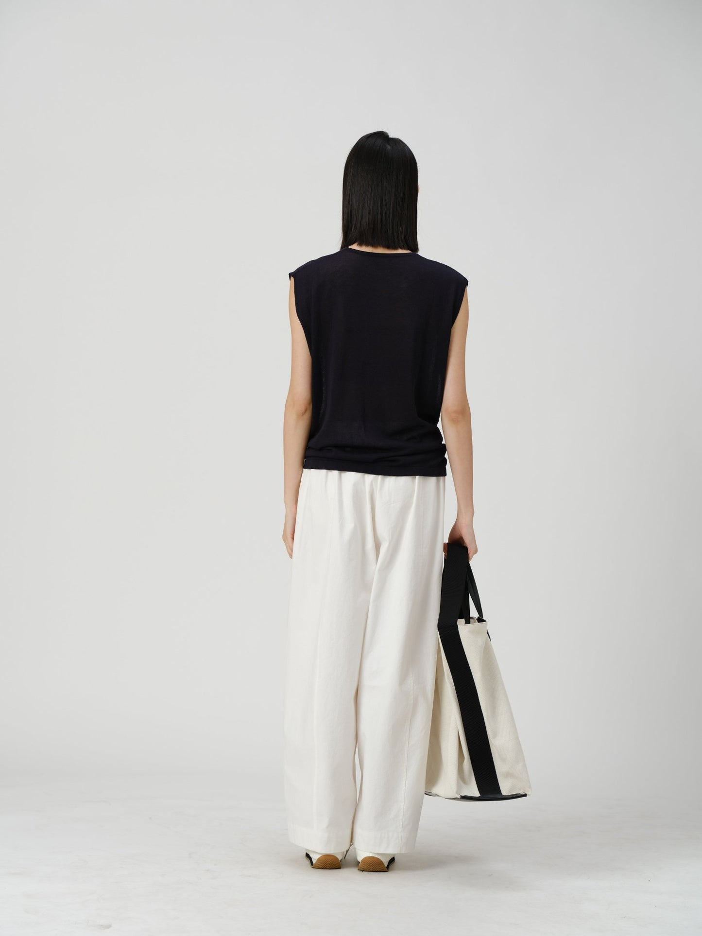 Twist Front Knit Top - UNIQUE ATTRACTION