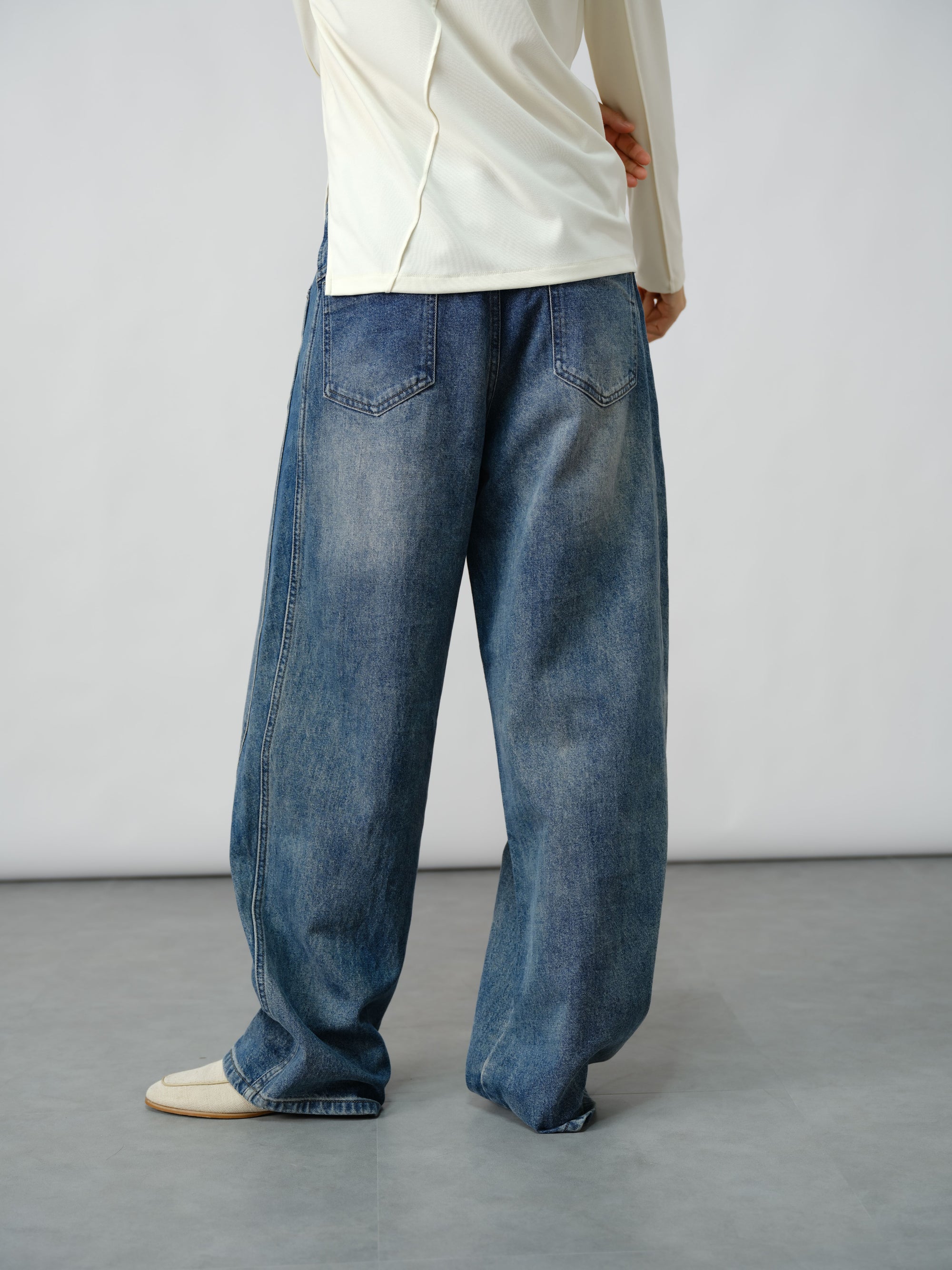 Office-to-Café Jeans