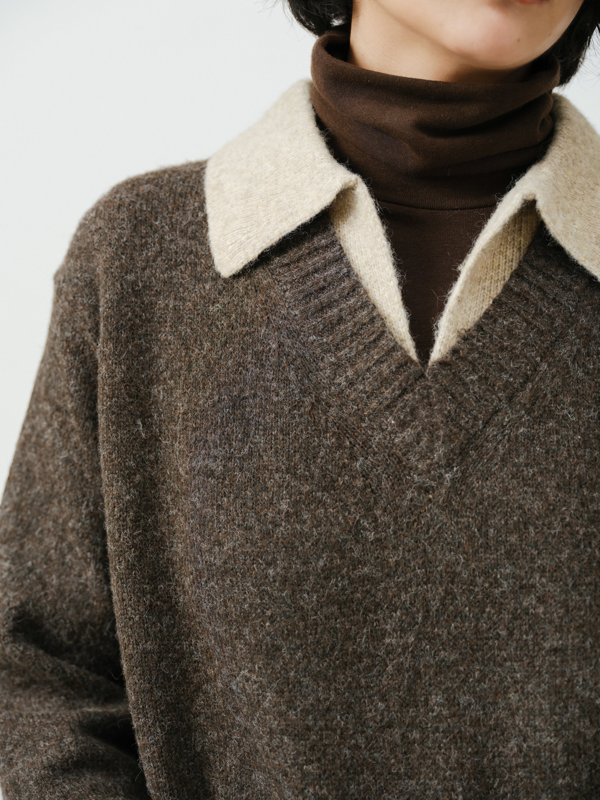 Contrast Collar Cropped Knit