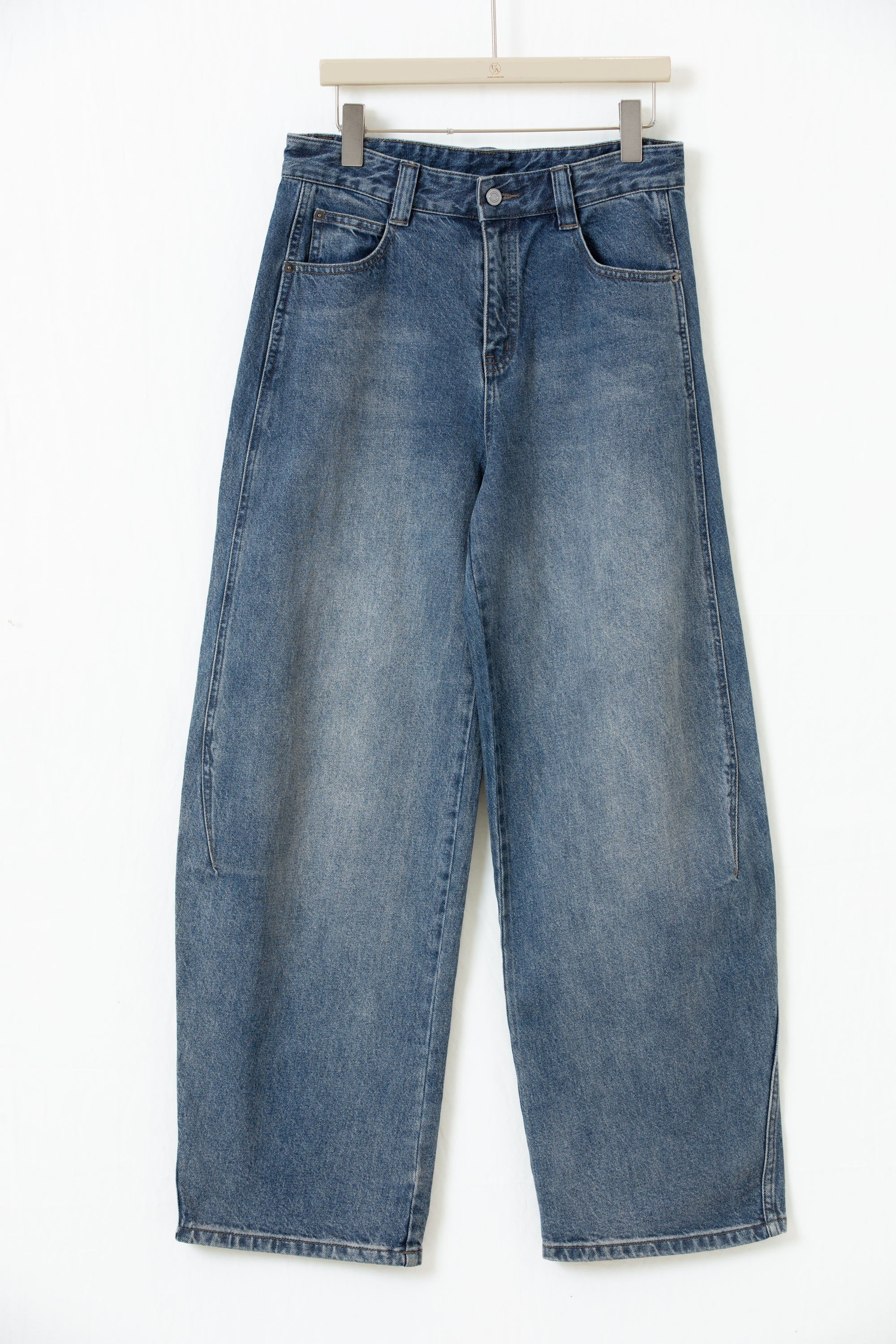 Office-to-Café Jeans
