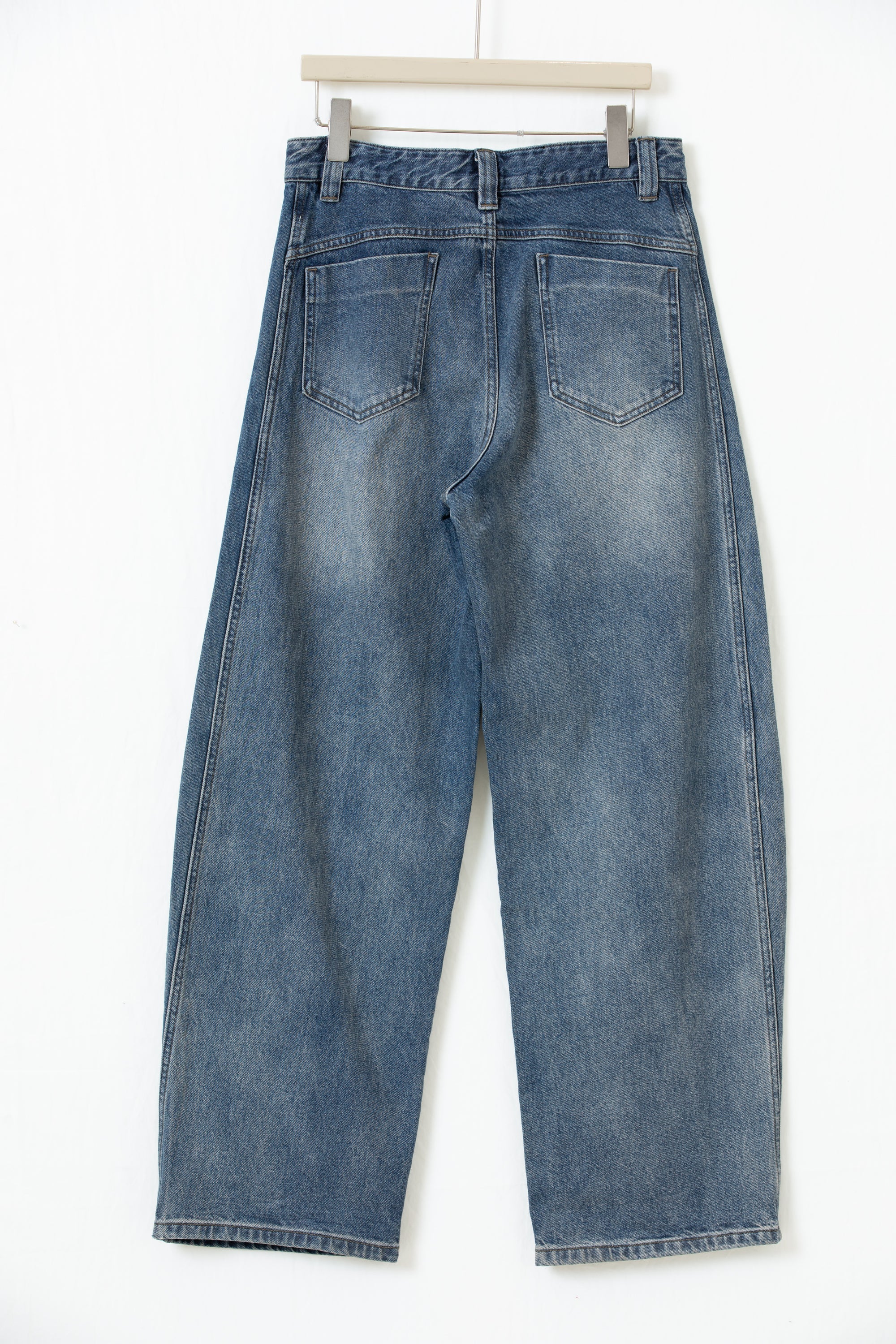 Office-to-Café Jeans