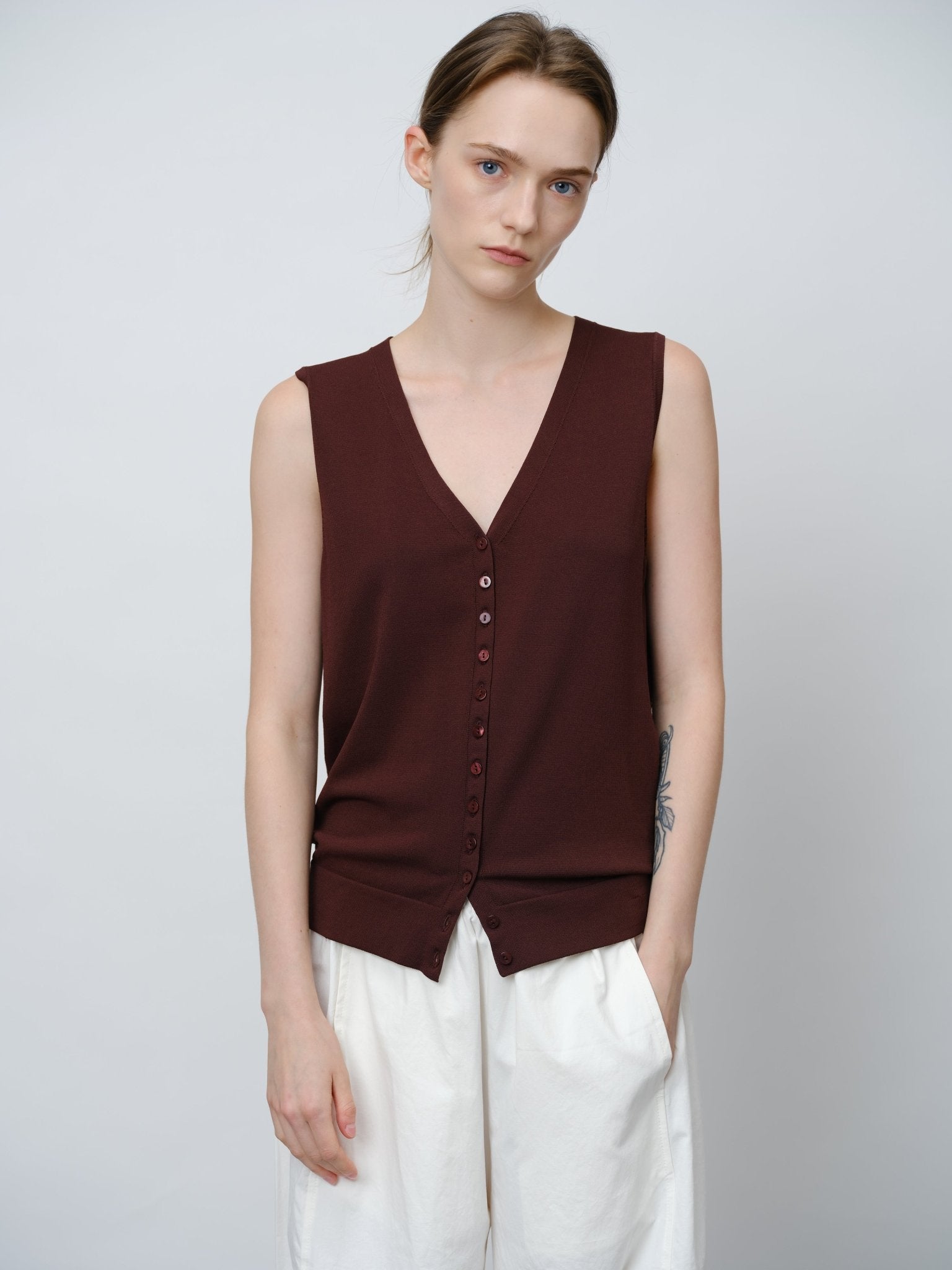 Leisure Knit Vest - UNIQUE ATTRACTION