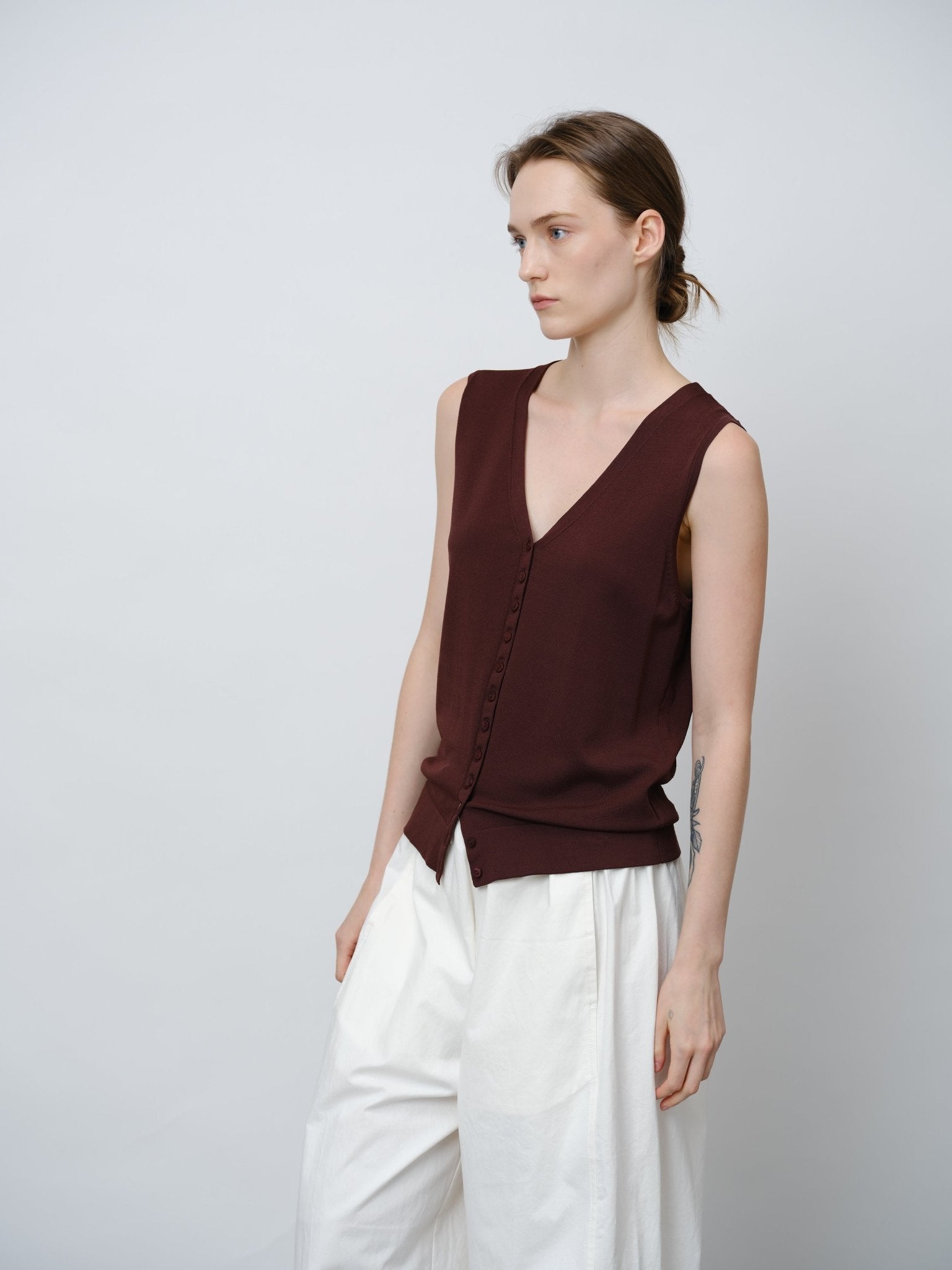 Leisure Knit Vest - UNIQUE ATTRACTION