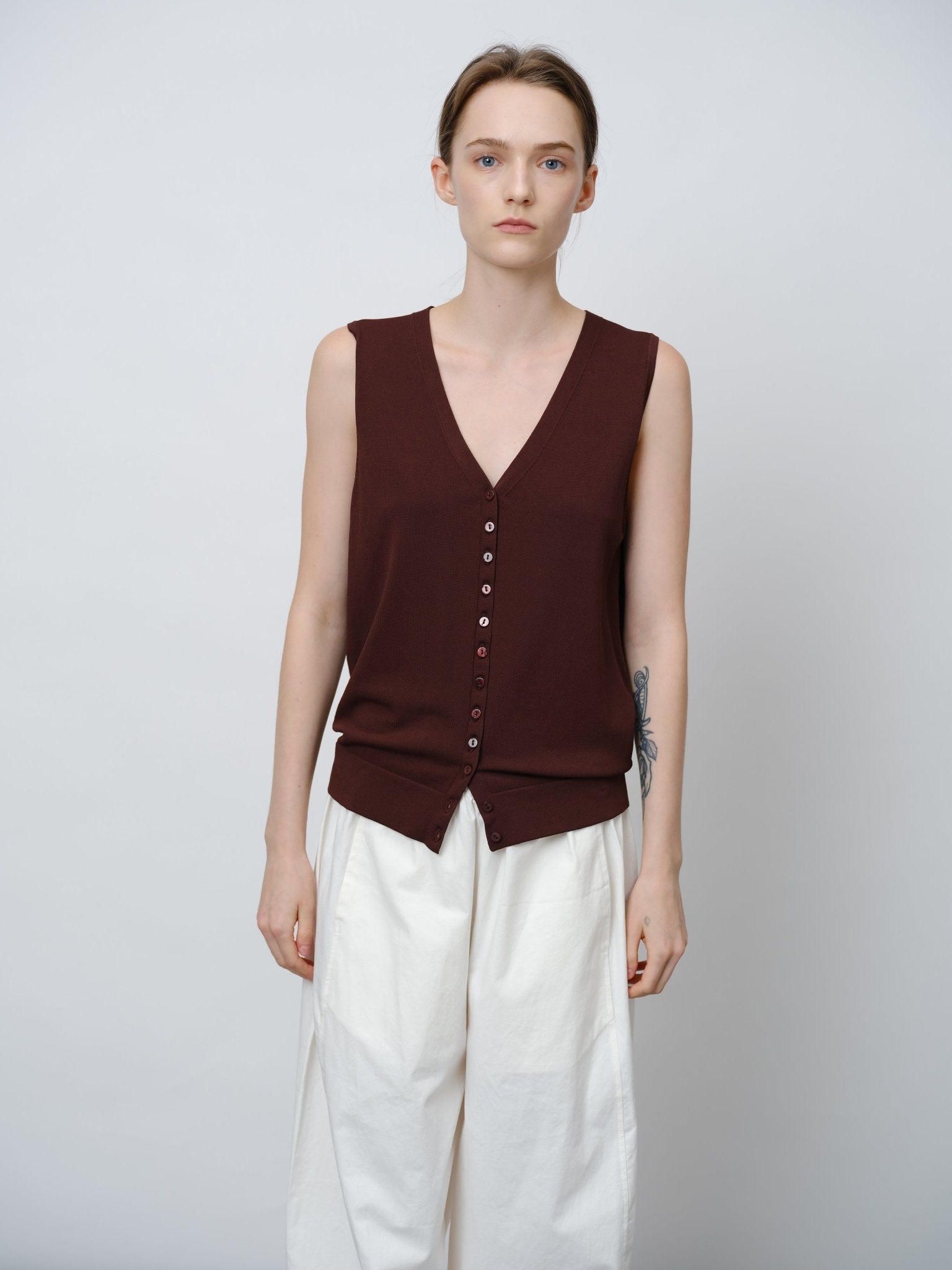 Leisure Knit Vest - UNIQUE ATTRACTION