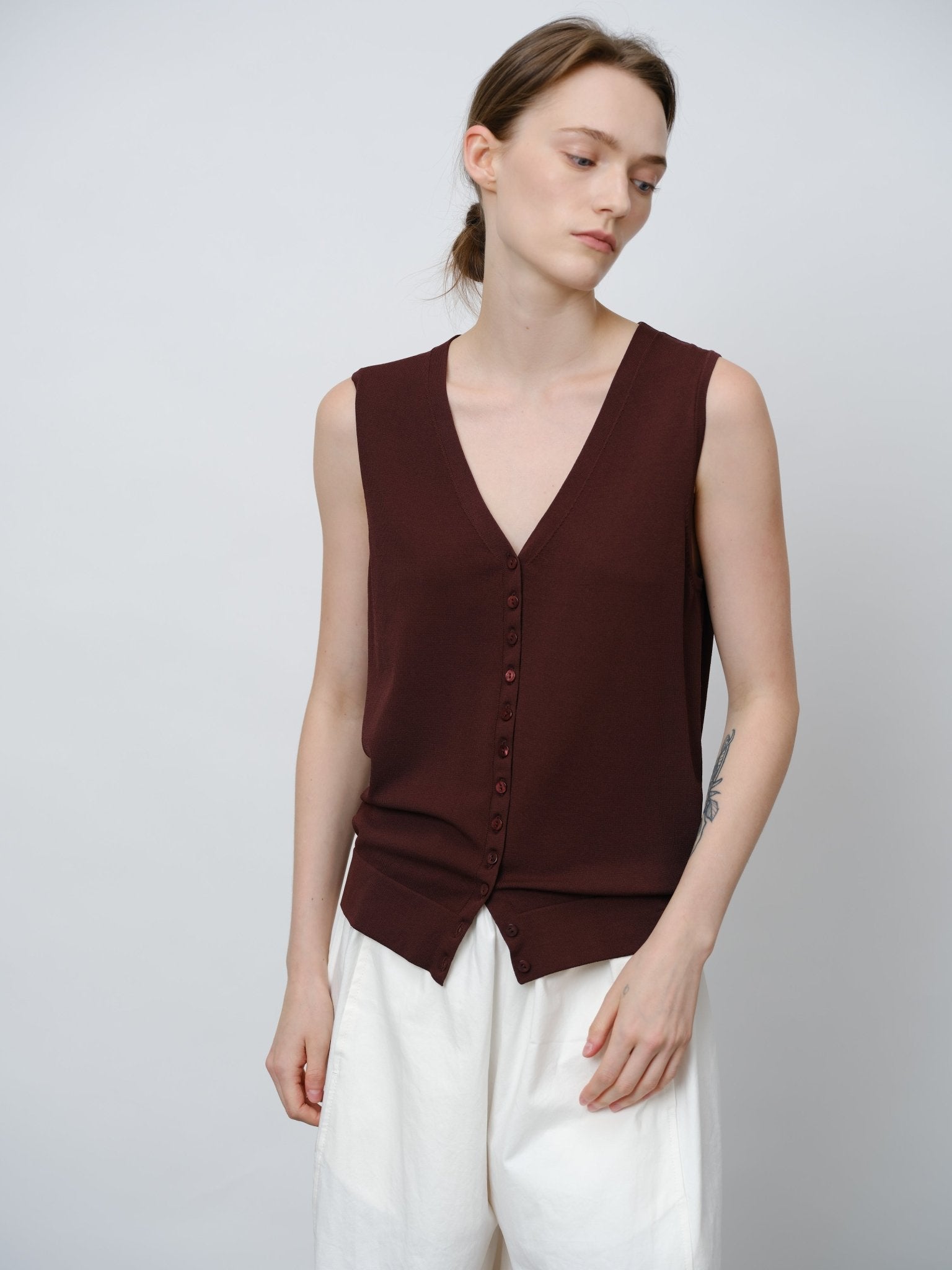 Leisure Knit Vest - UNIQUE ATTRACTION