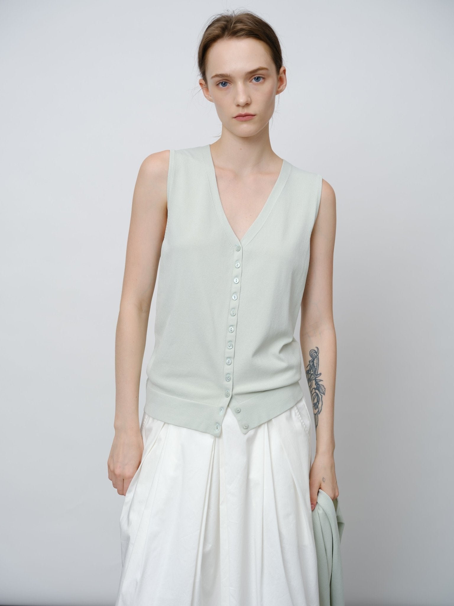 Leisure Knit Vest - UNIQUE ATTRACTION