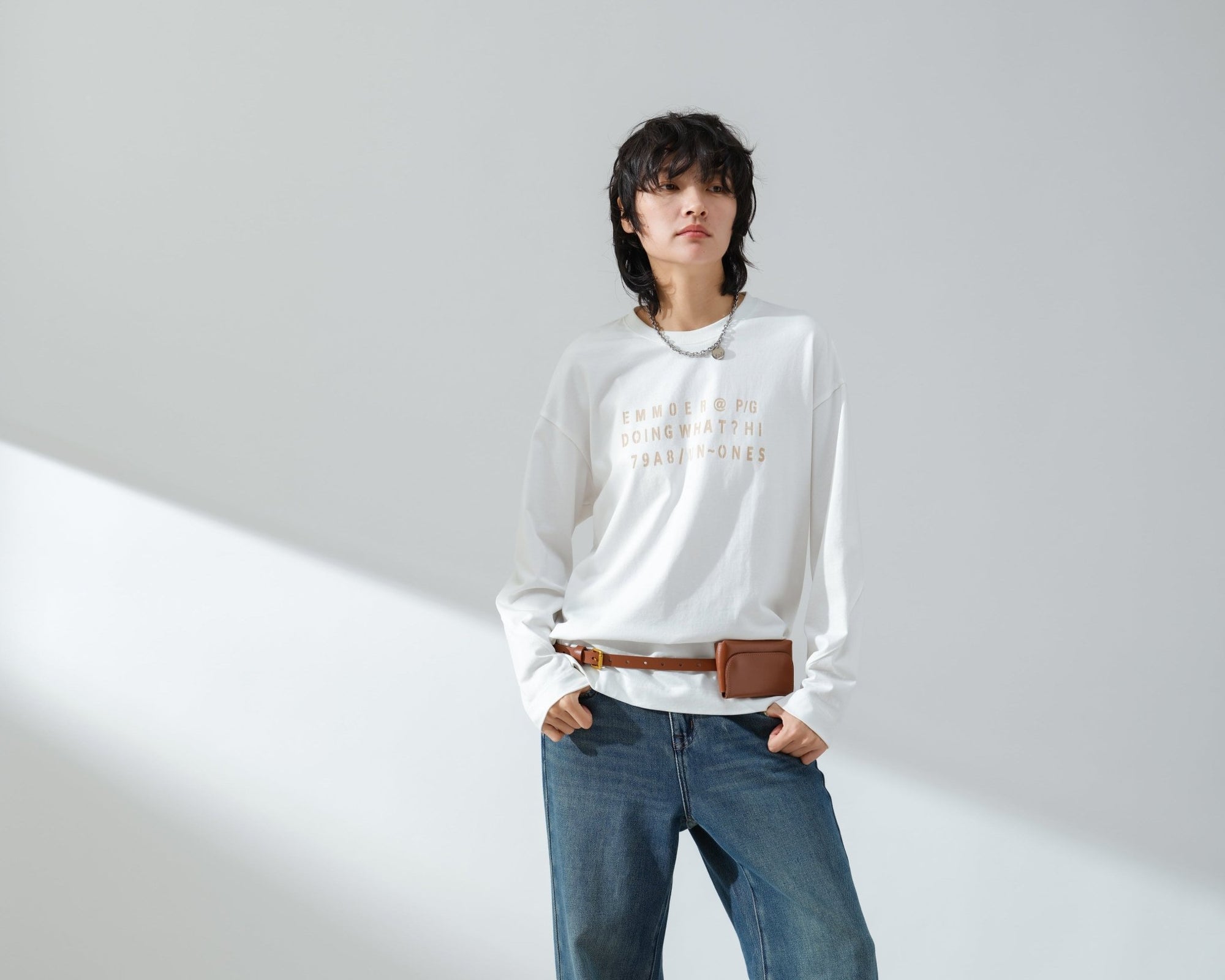 Minimal Essence Tee - UNIQUE ATTRACTION