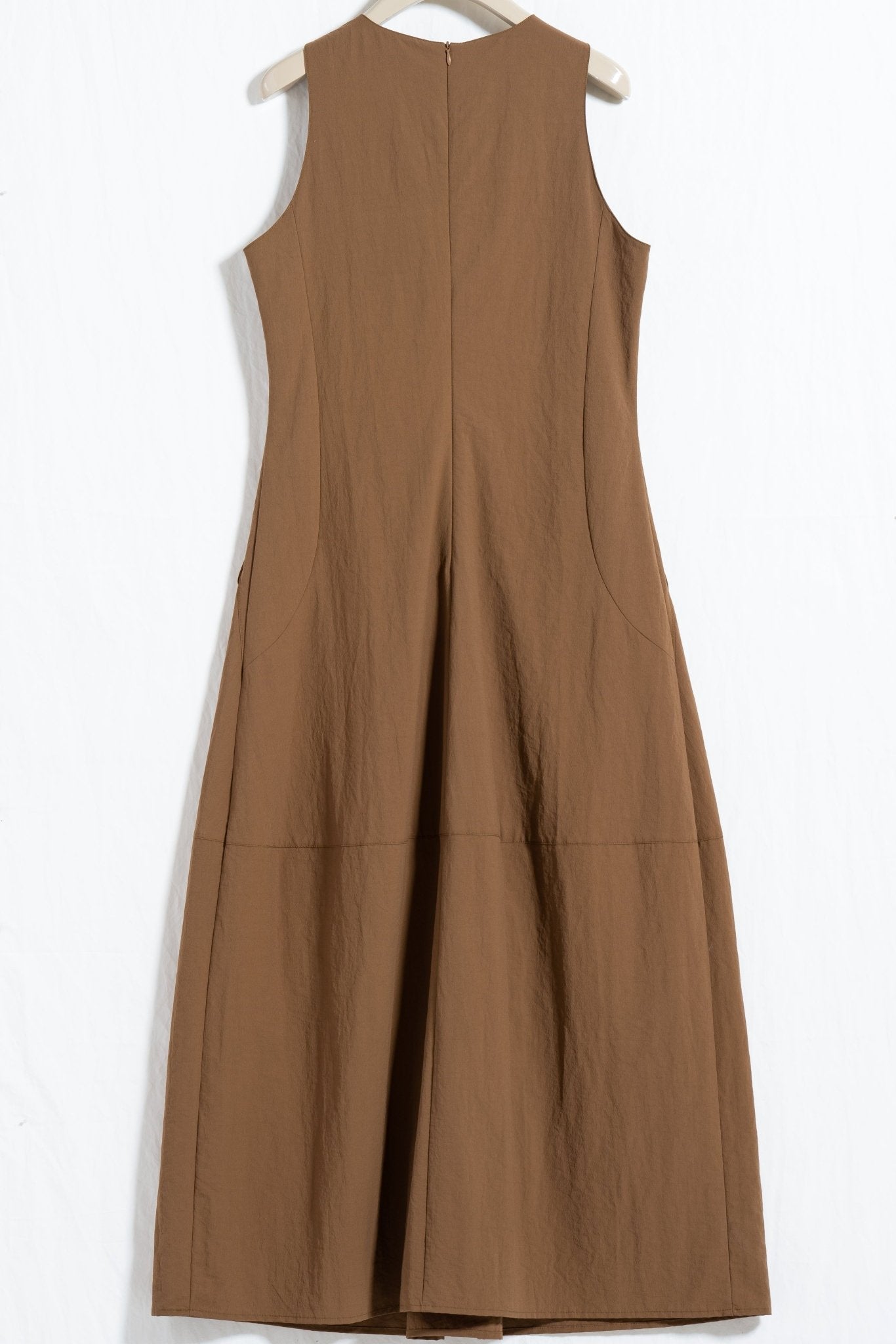 Minimalist Sleeveless Dress - UNIQUE ATTRACTION