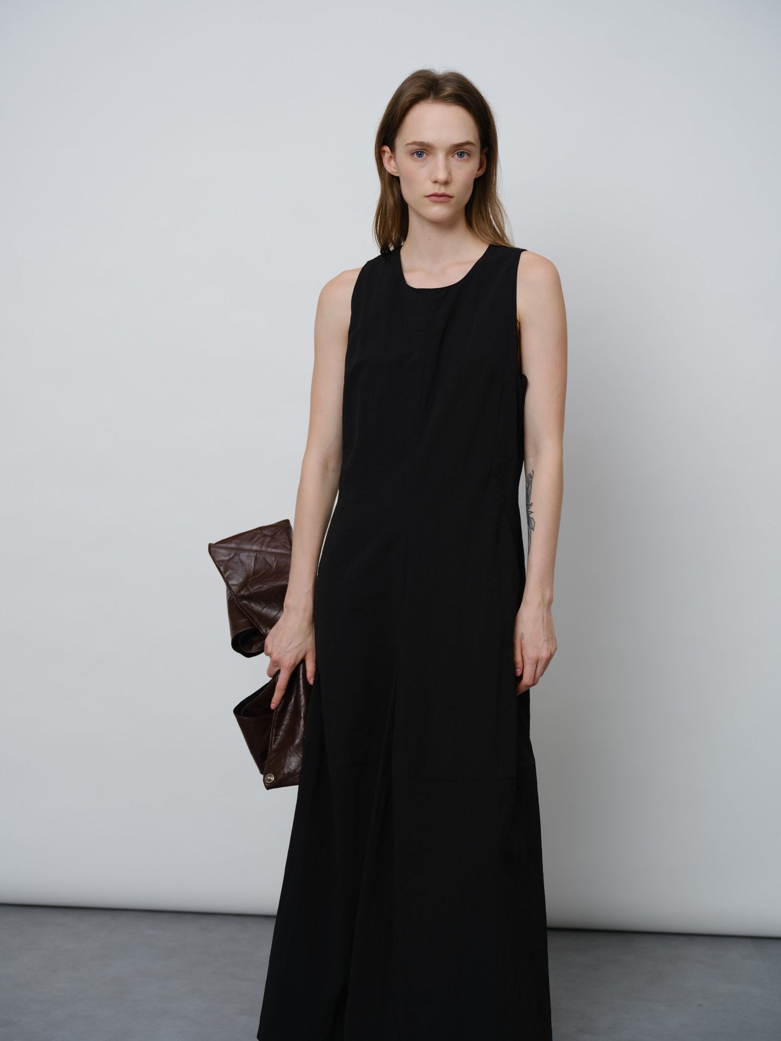 Minimalist Sleeveless Dress - UNIQUE ATTRACTION