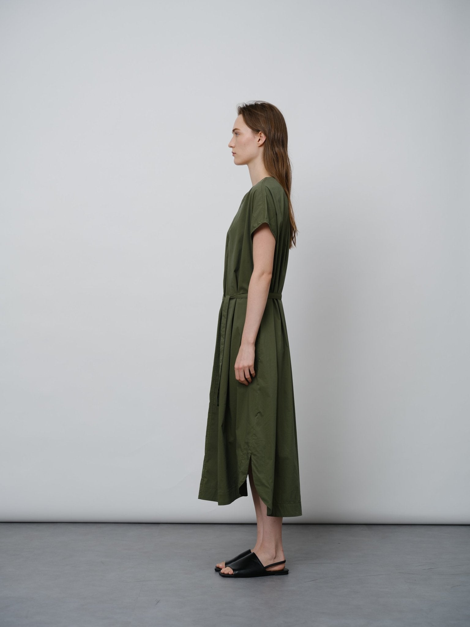 Relaxed - fit Midi Shirt Dress - UNIQUE ATTRACTION