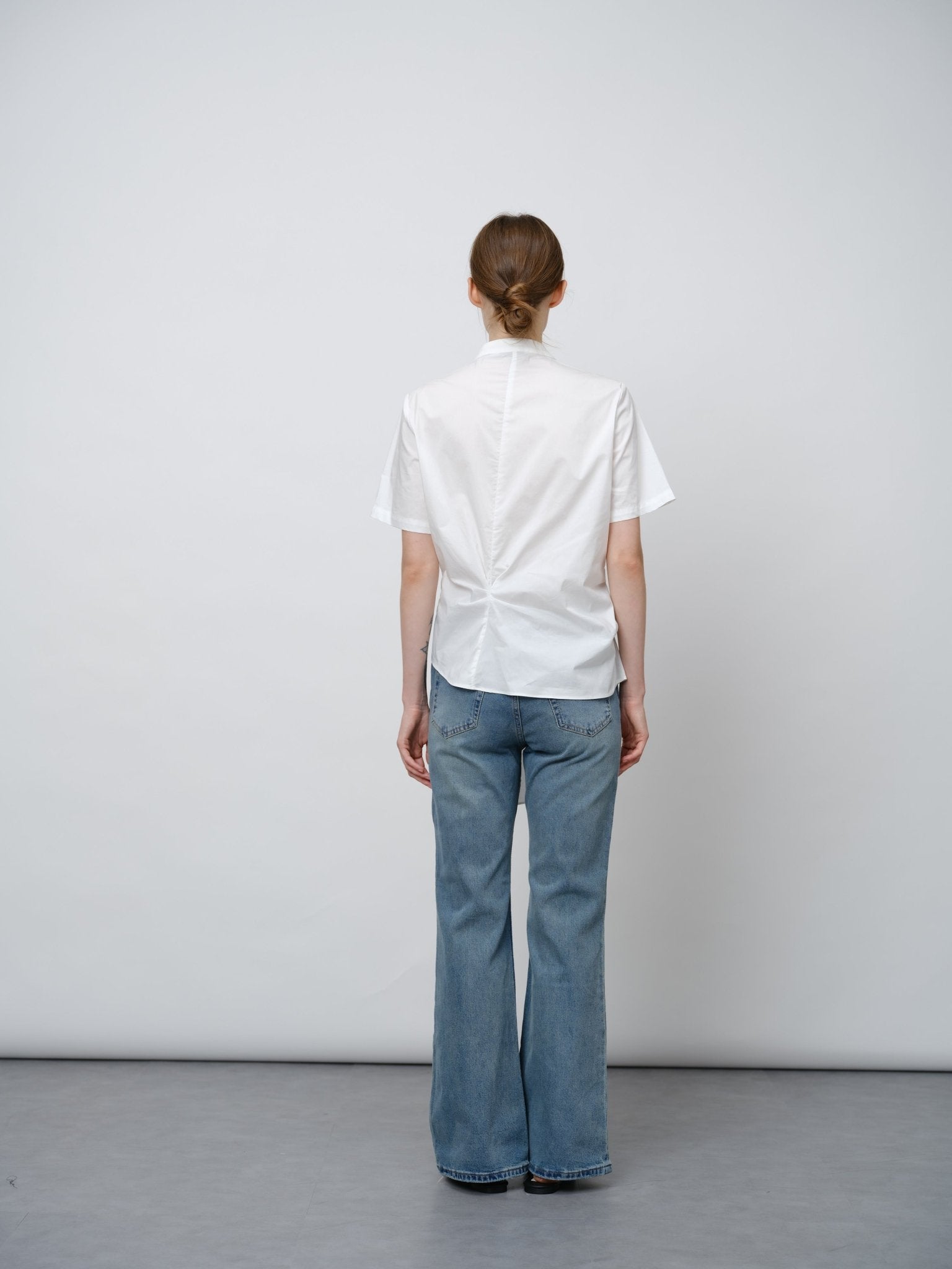 Relaxed Straight Stretch Jeans - UNIQUE ATTRACTION