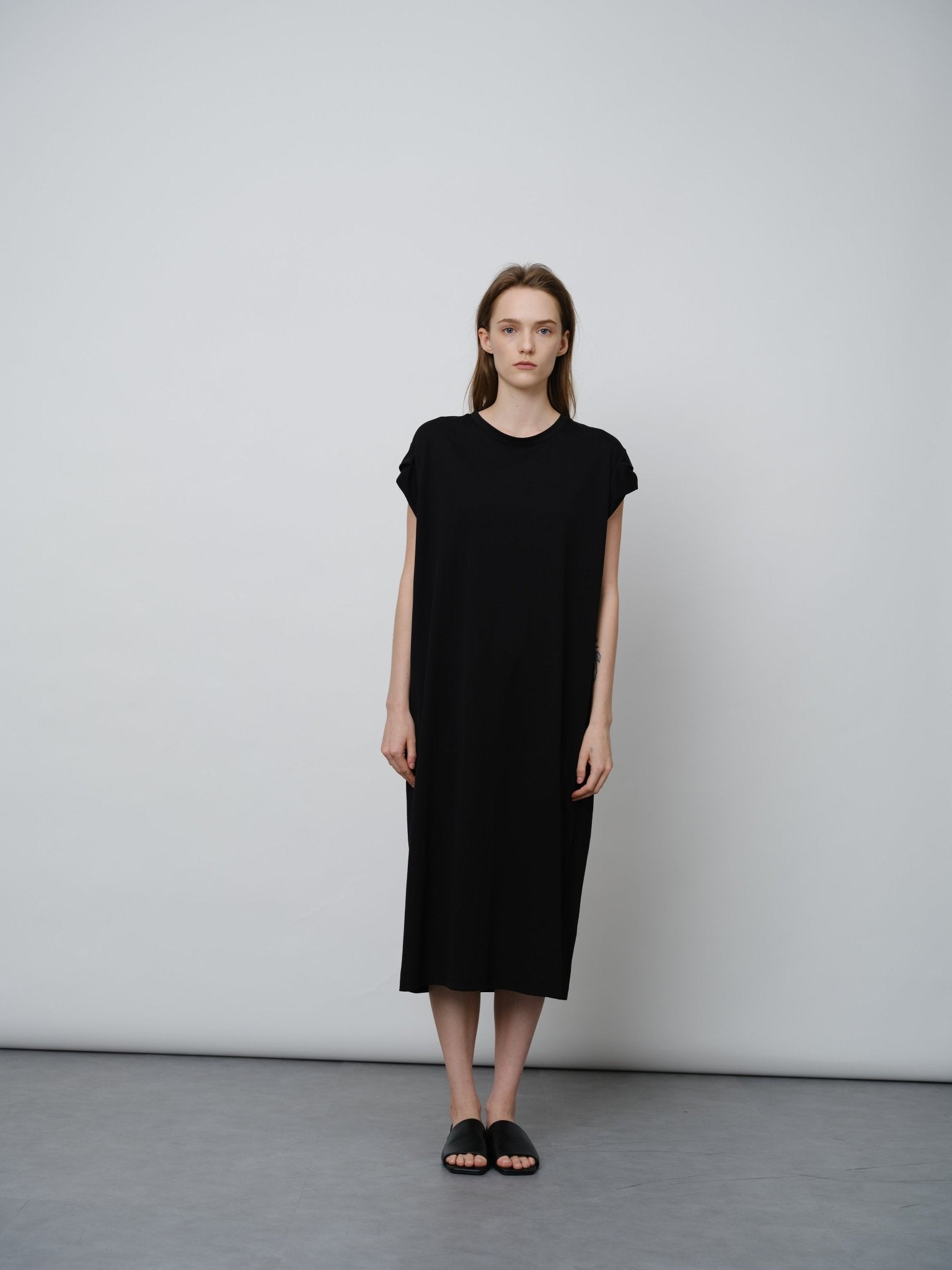 Sleeveless Dress - UNIQUE ATTRACTION