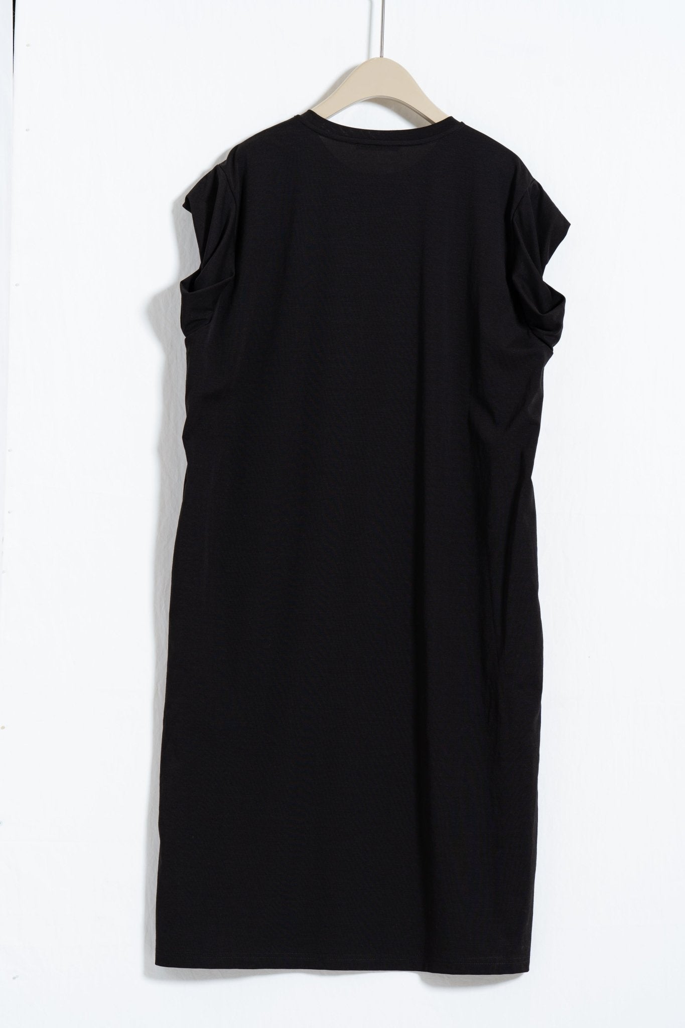 Sleeveless Dress - UNIQUE ATTRACTION