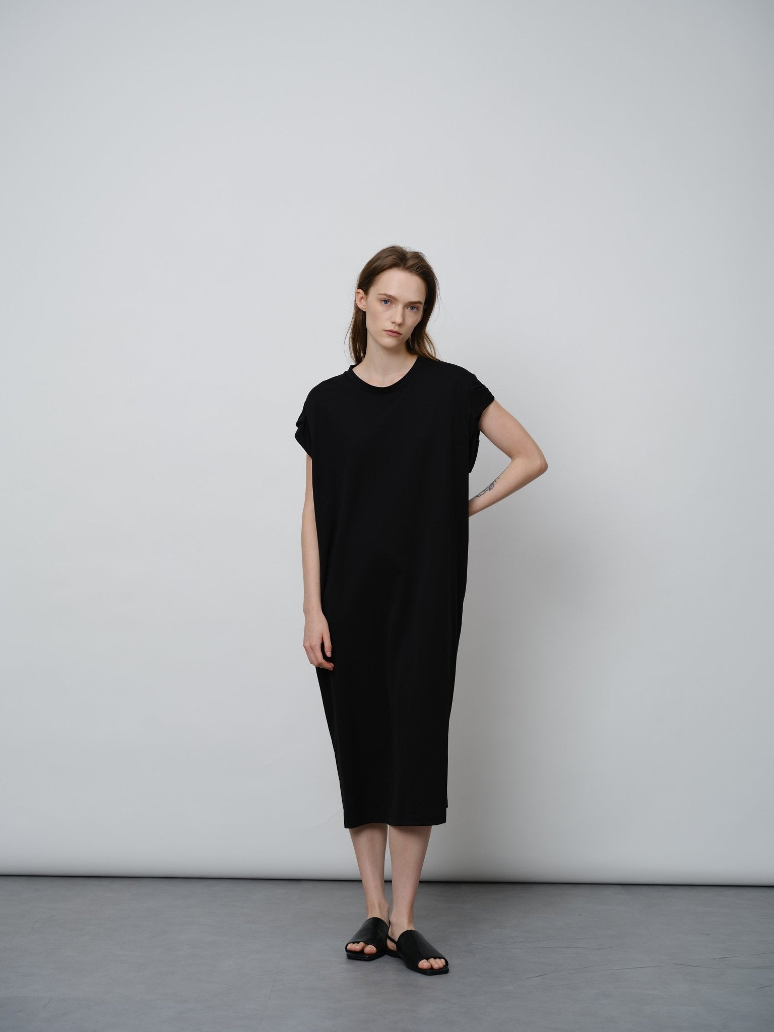 Sleeveless Dress - UNIQUE ATTRACTION