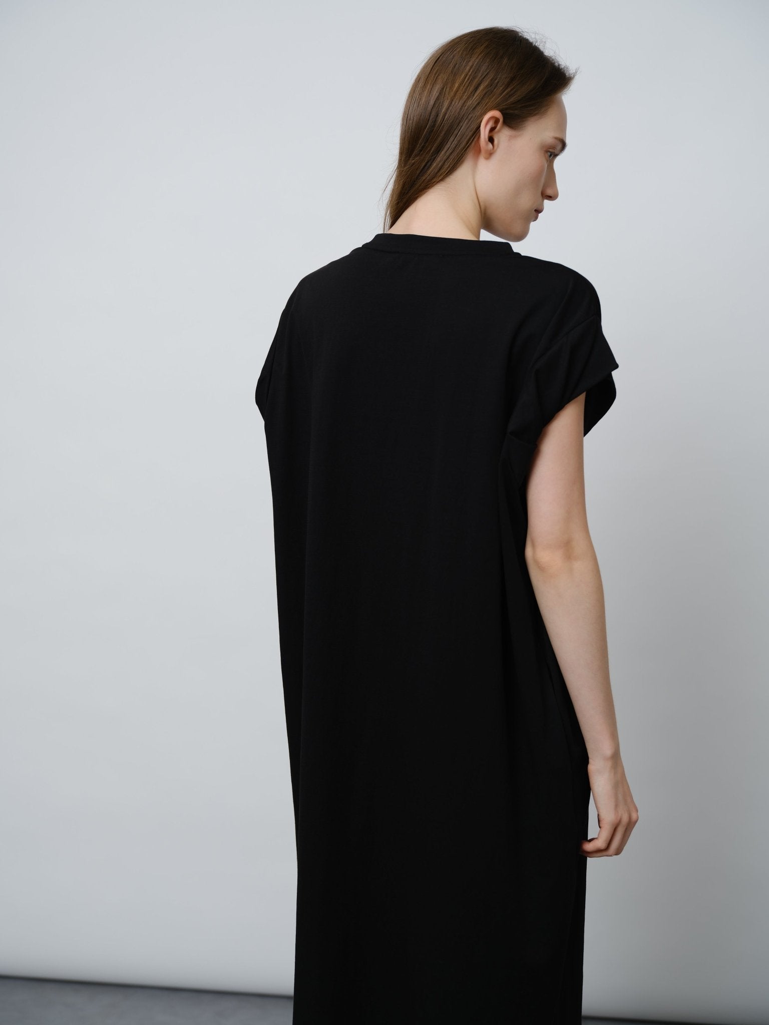 Sleeveless Dress - UNIQUE ATTRACTION