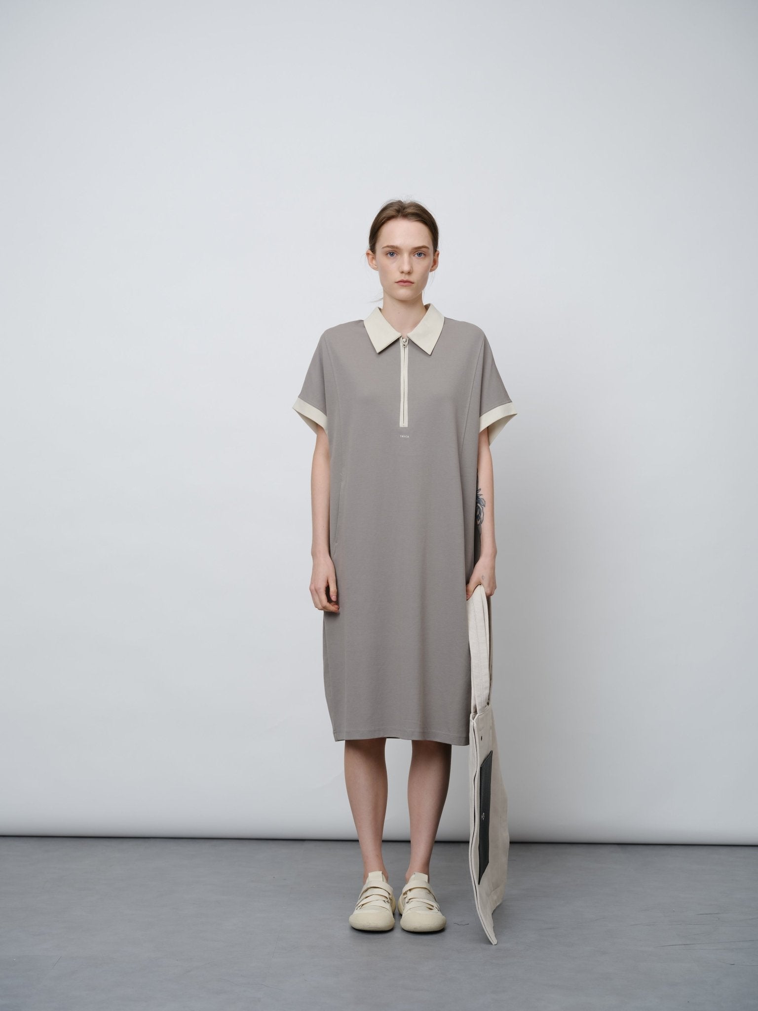 Structured Air Layer Midi Dress - UNIQUE ATTRACTION