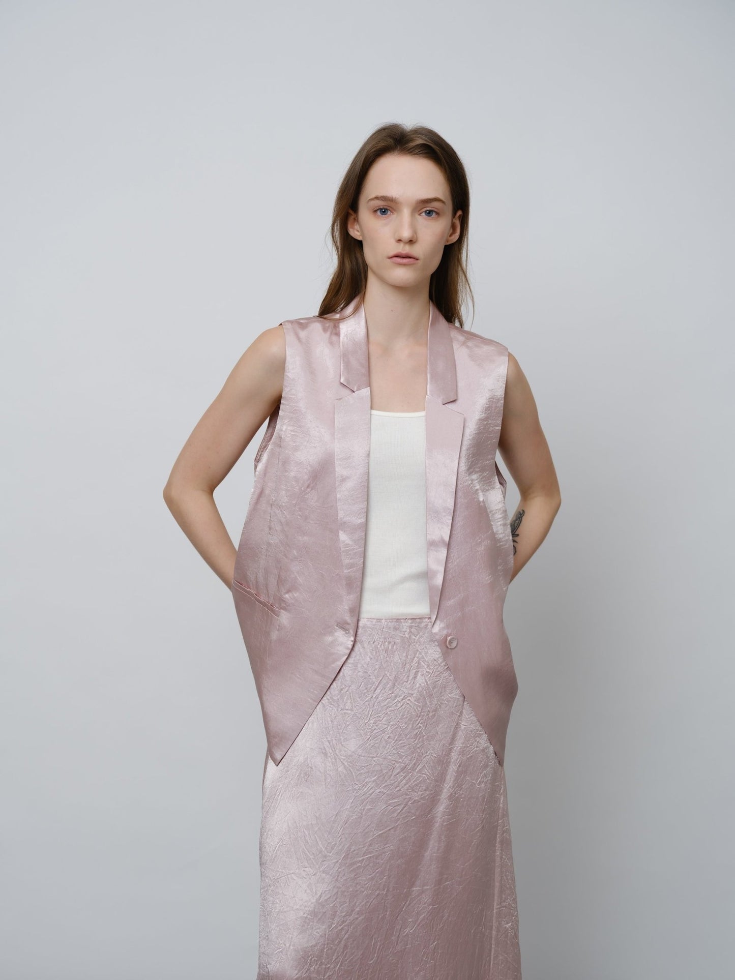 Tailored Vest - UNIQUE ATTRACTION