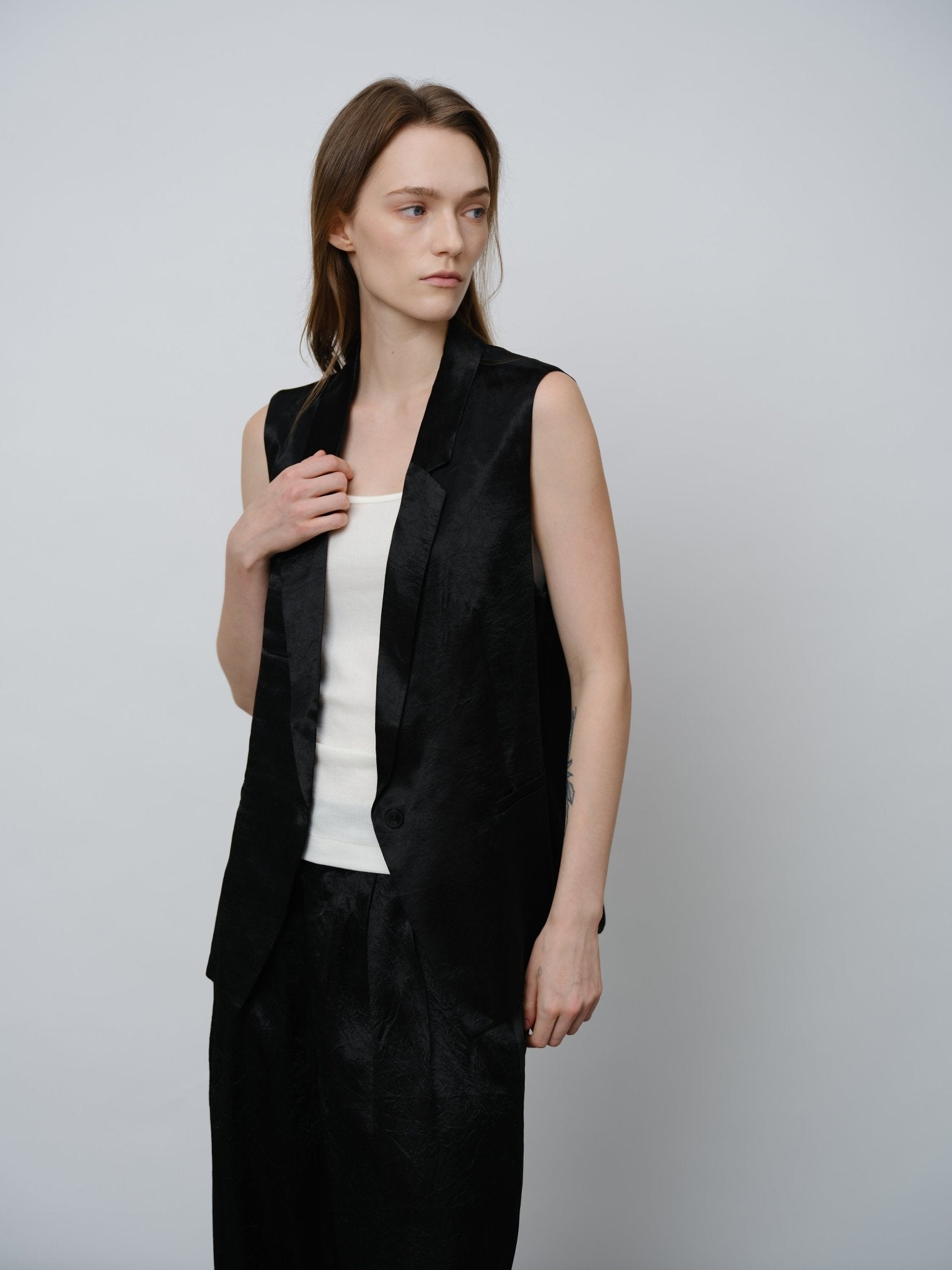 Tailored Vest - UNIQUE ATTRACTION